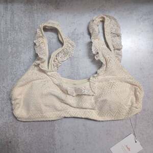 NWT Andie Hydra Top Vanilla (Cream / Off-white) Crochet Ruffle Bikini Swim M